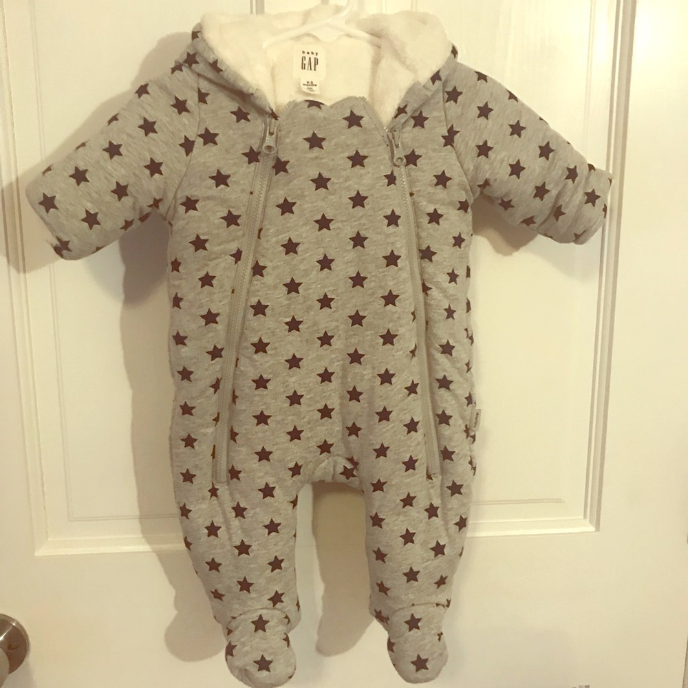 Baby Gap Snowsuit! NEW without tags only washed!